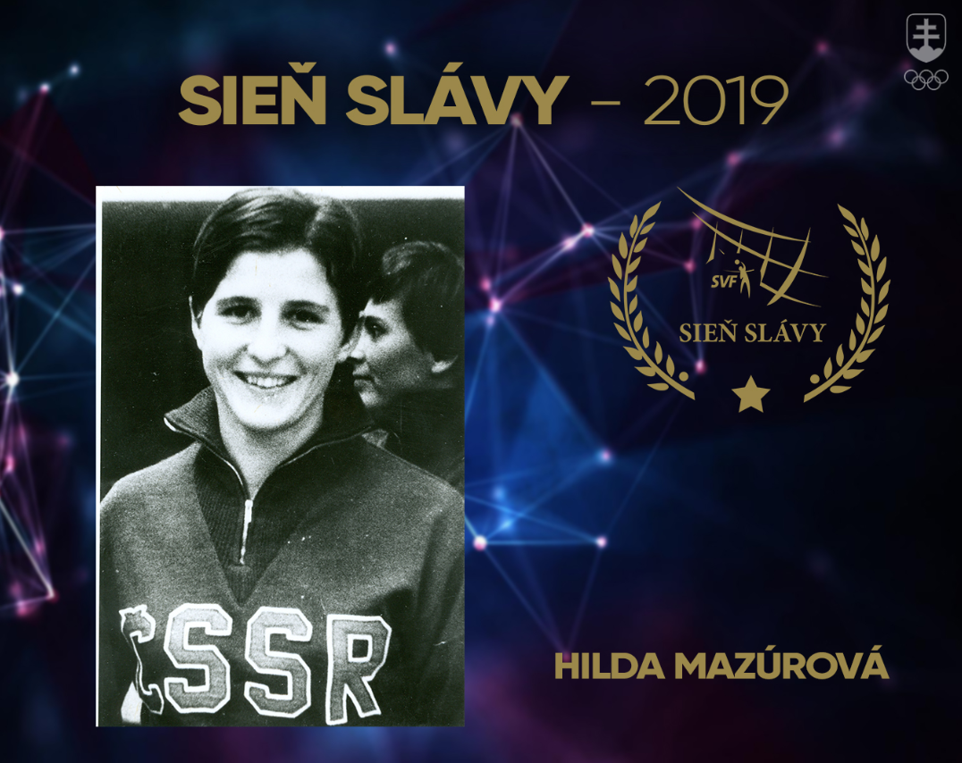 Baner Hildy Mazúrovej pri jej uvádzaní do Siene slávy slovenského volejbalu v roku 2019.